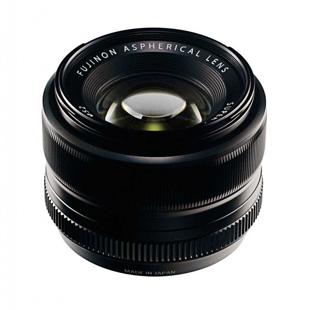 Fujifilm XF 35mm F1.4 R lens