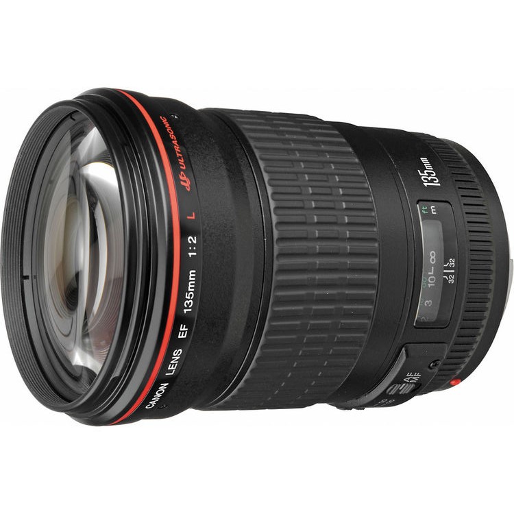 Canon EF 135mm F2L USM lens