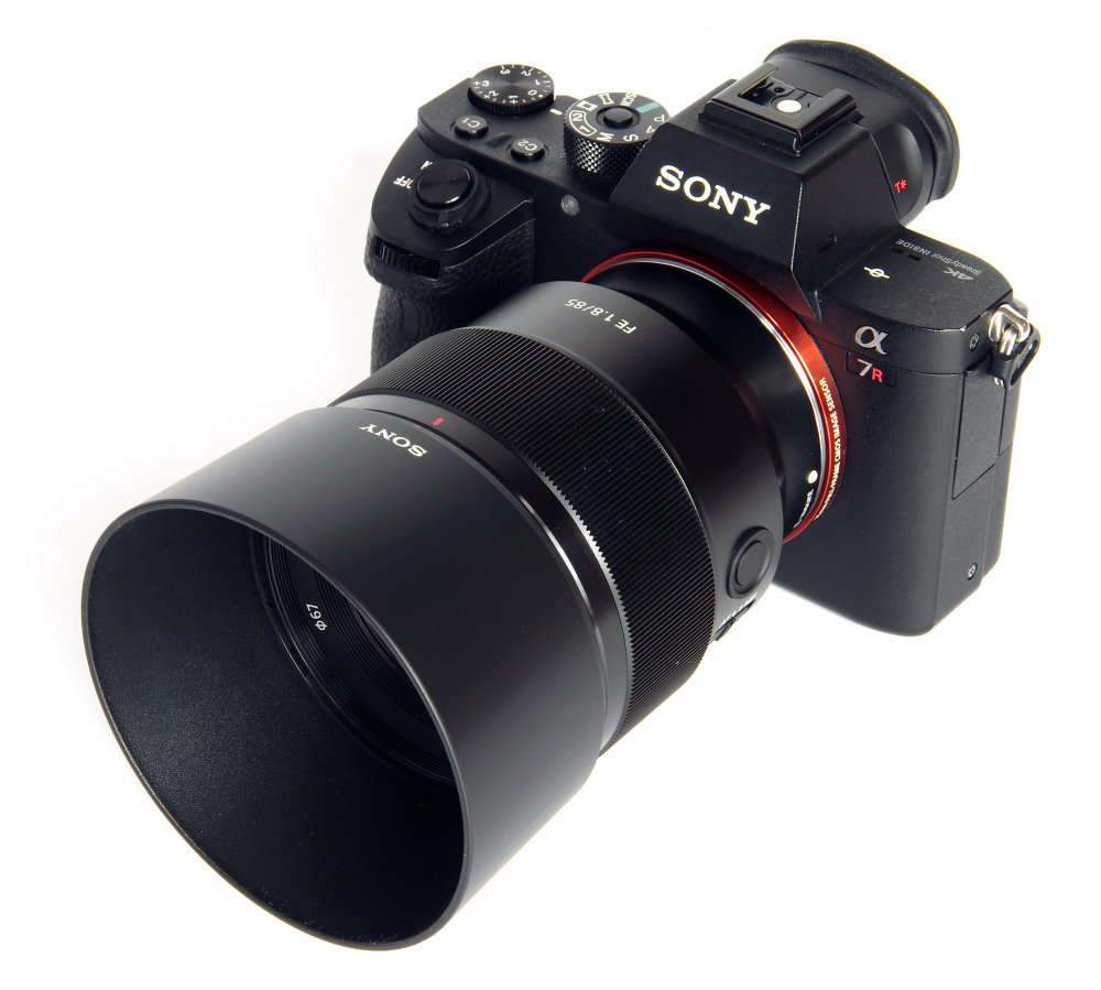 Sony FE 85mm F1.8 mounted on Sony a7R II